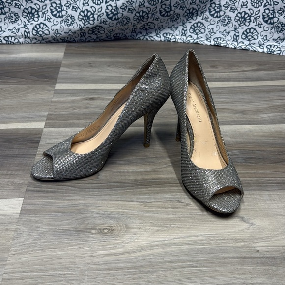 🏁 Enzo Angiolini Women's Silver Peep-Toe Heels size 8.5 - Picture 4 of 9